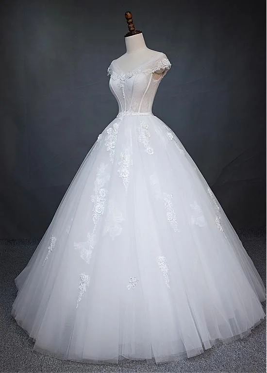 Imeless Style V-neck Neckline Ball Gown Wedding Prom Dress With Beaded Lace Appliques     cg22705