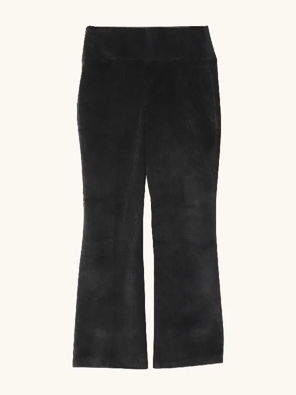 Must-Have Style Discounts Crop Flare Corduroy in Black