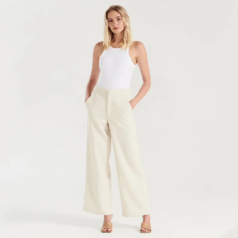 Chic And Trendy Bella Woven Mini Pants (Bone)