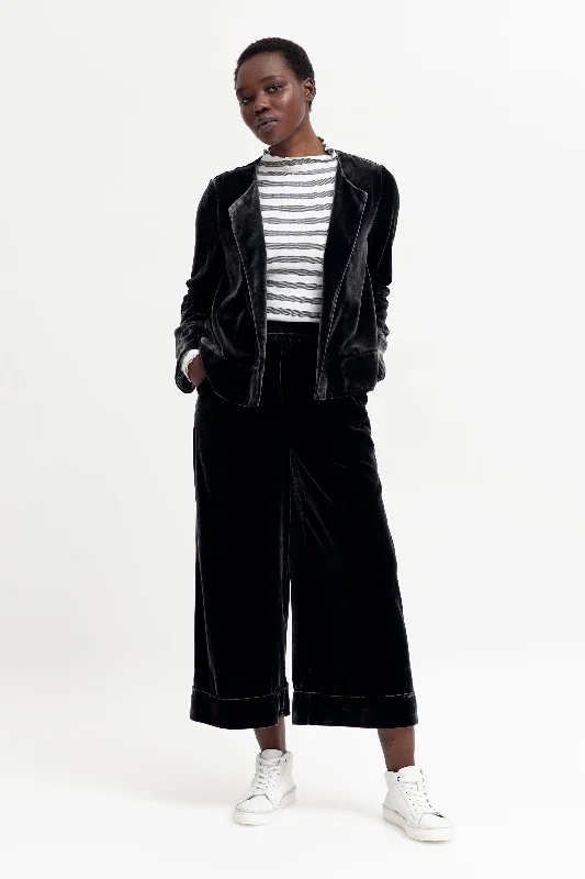 Unleash Your Style Metti Velvet Pant